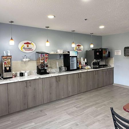 Super 8 By Wyndham Green Bay I-43 Bus. Park מראה חיצוני תמונה